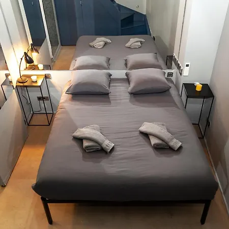 Appartamento Loft Atypique Avec Terrasse, Calme Et Cosy *