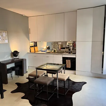 Loft Atypique Avec Terrasse, Calme Et Cosy *