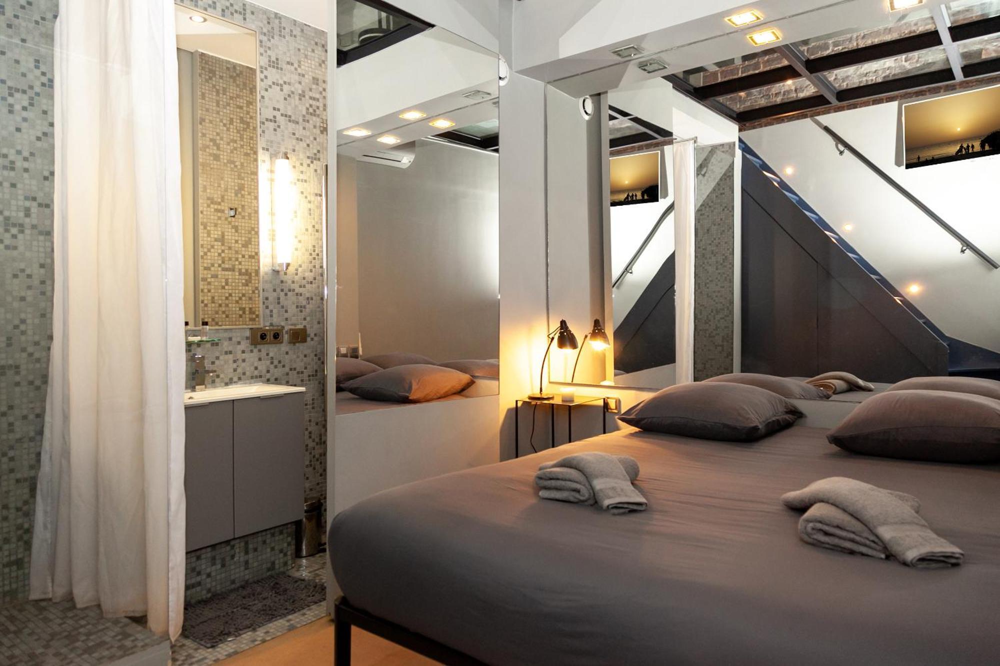 Loft Atypique Avec Terrasse, Calme Et Cosy Appartamento Parigi