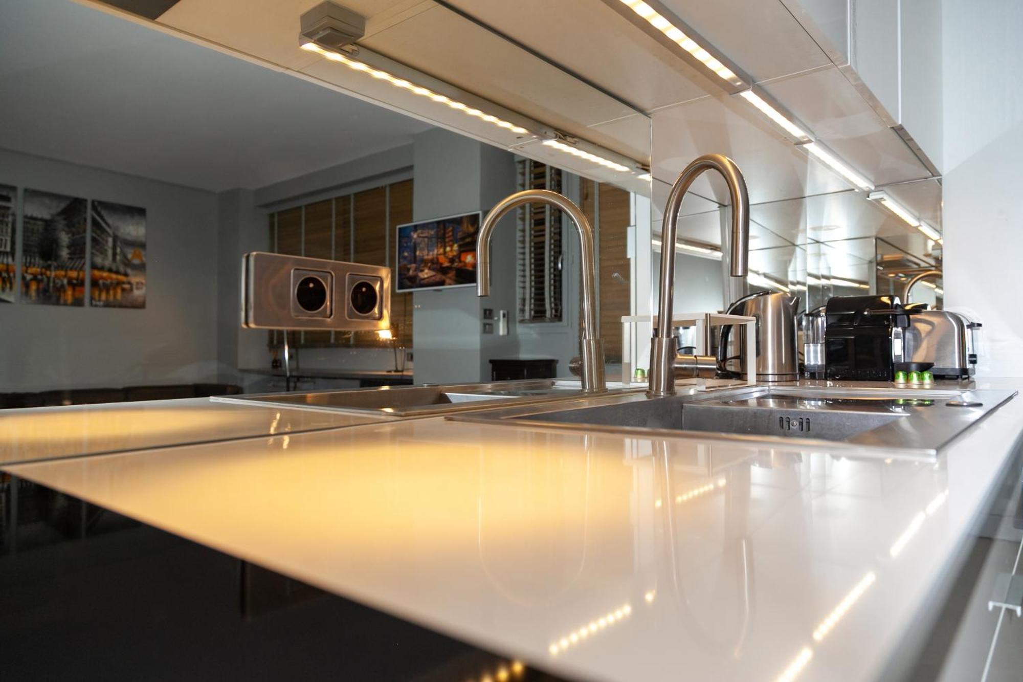 Loft Atypique Avec Terrasse, Calme Et Cosy