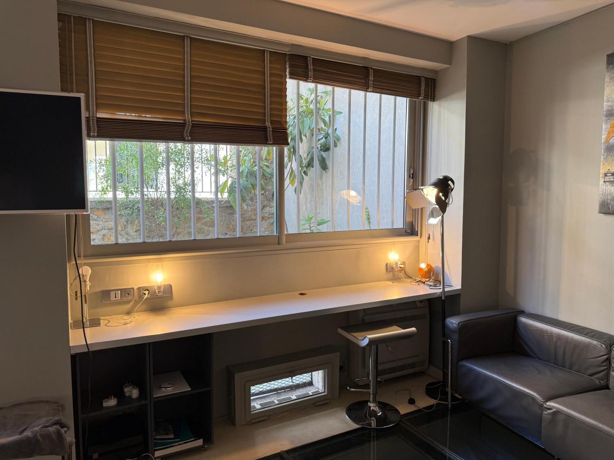 Loft Atypique Avec Terrasse, Calme Et Cosy Appartamento Parigi