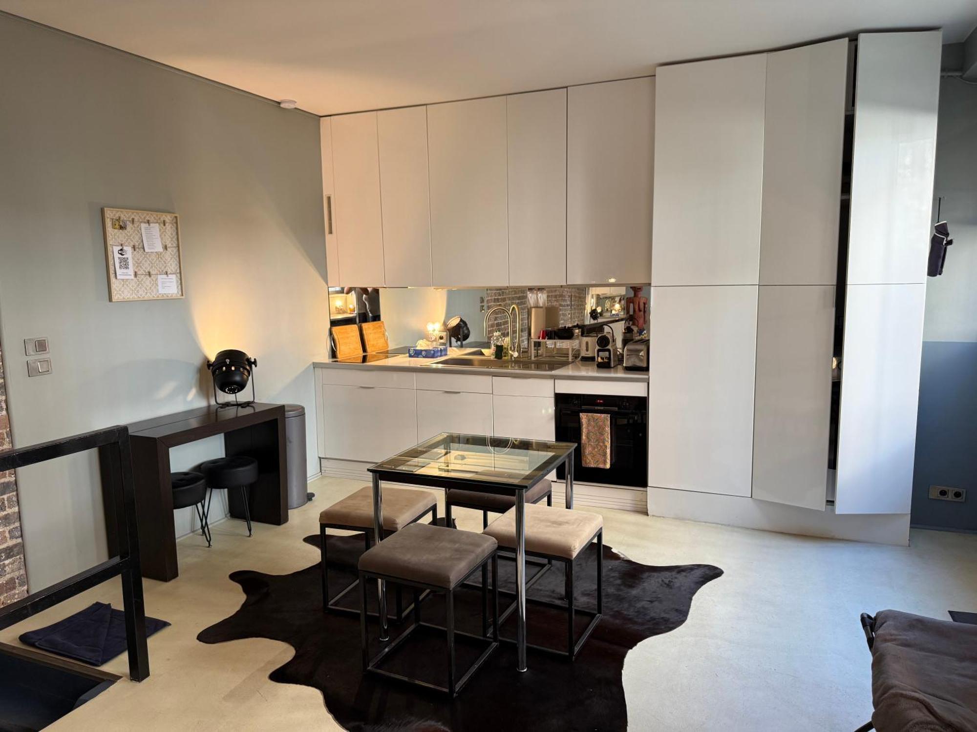 Loft Atypique Avec Terrasse, Calme Et Cosy *